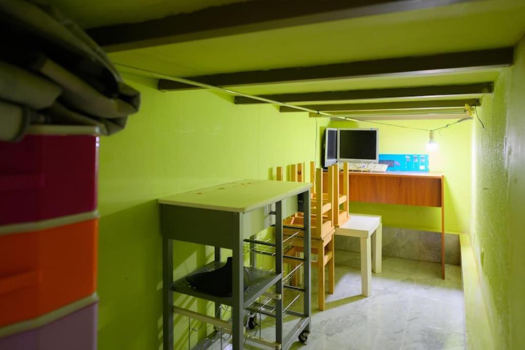 Encantador Apartamento Temporal Centrico Con Patio Privado Mpe51 Appartement Madrid Buitenkant foto