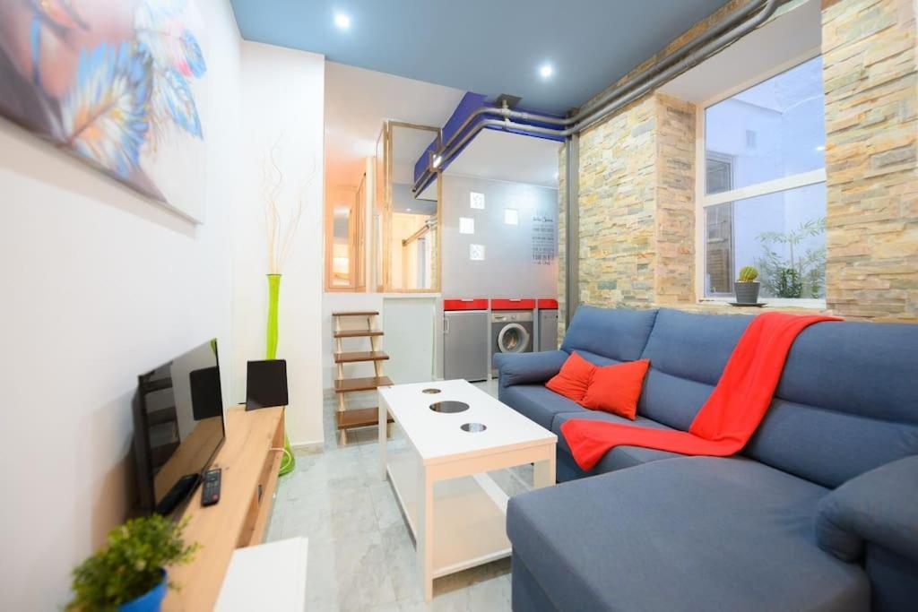 Encantador Apartamento Temporal Centrico Con Patio Privado Mpe51 Appartement Madrid Buitenkant foto